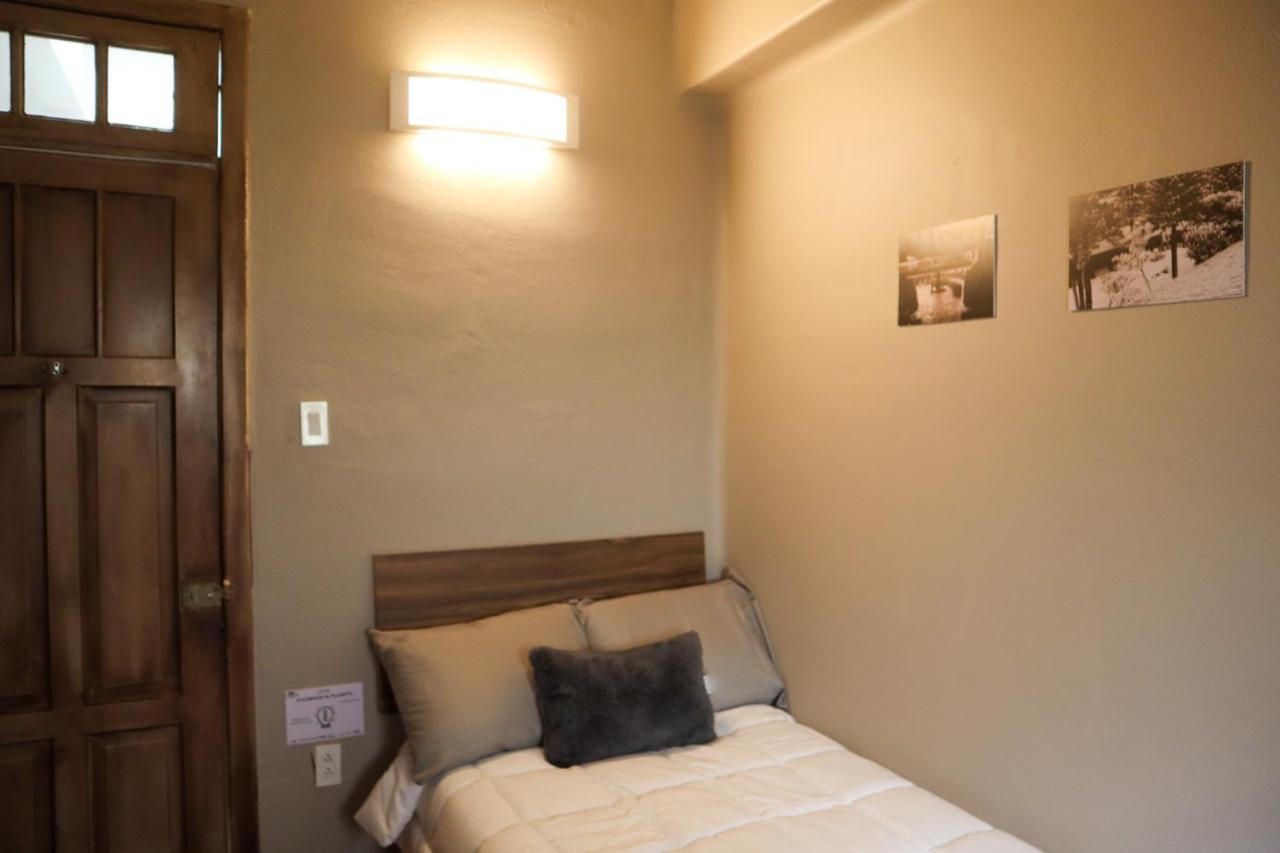 Frontera 49 Roma Norte Hostal Mexico City Exterior photo