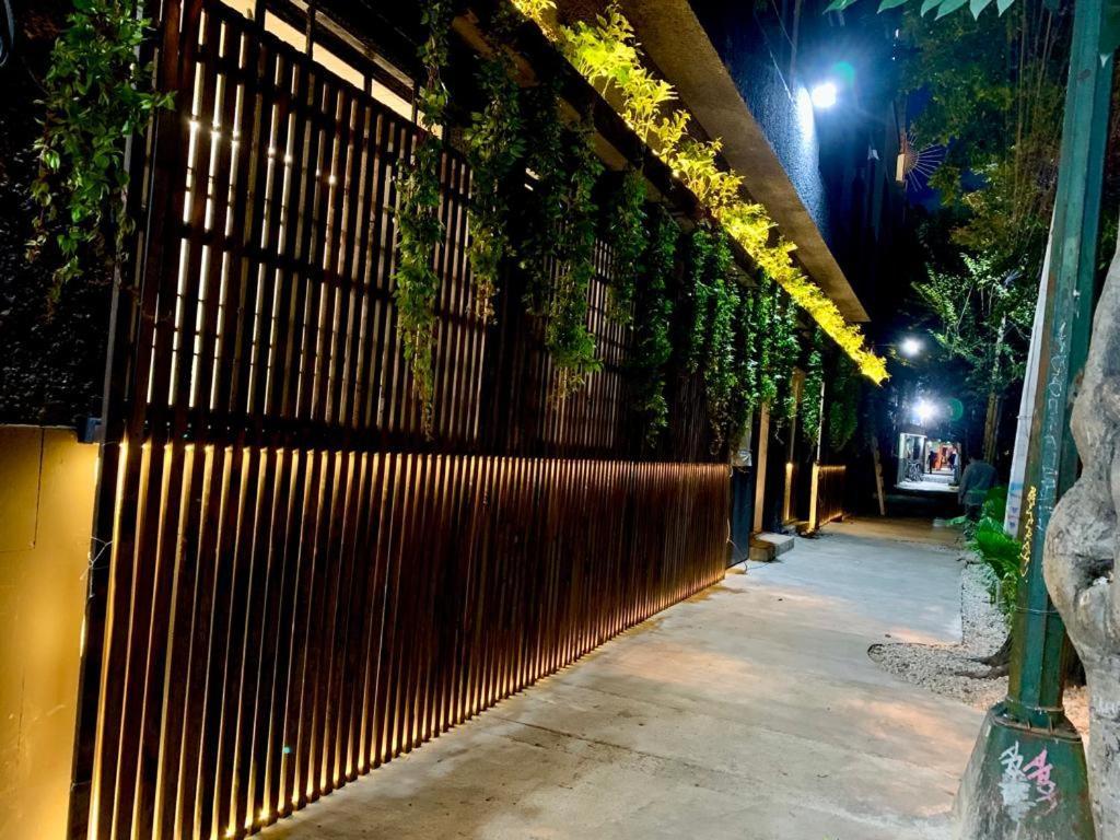 Frontera 49 Roma Norte Hostal Mexico City Exterior photo