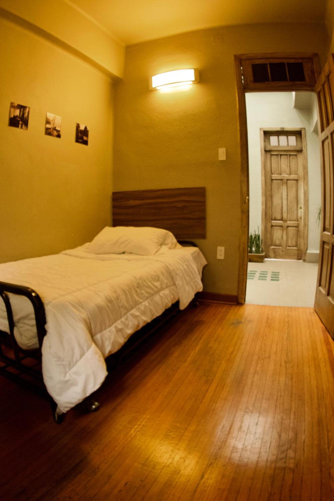 Frontera 49 Roma Norte Hostal Mexico City Exterior photo